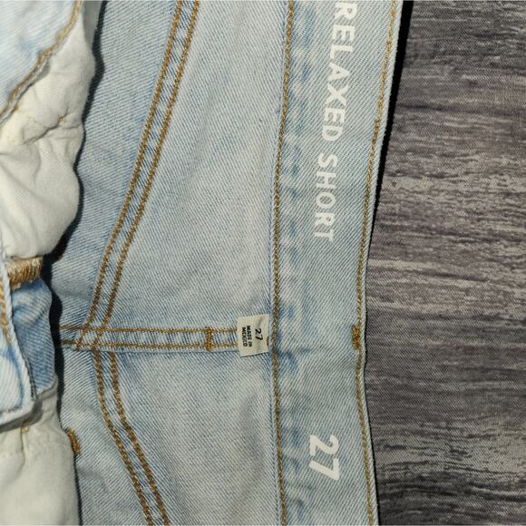 J. Crew Relaxed Denim Short In Waterside Wash Size 27‎ - Picture 11 of 11